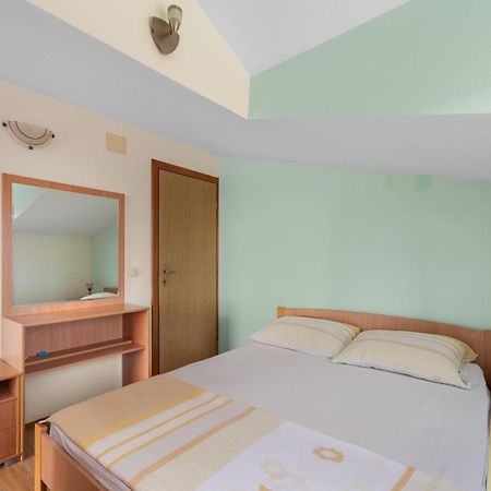 Apartments Angelo Бродариця Екстер'єр фото