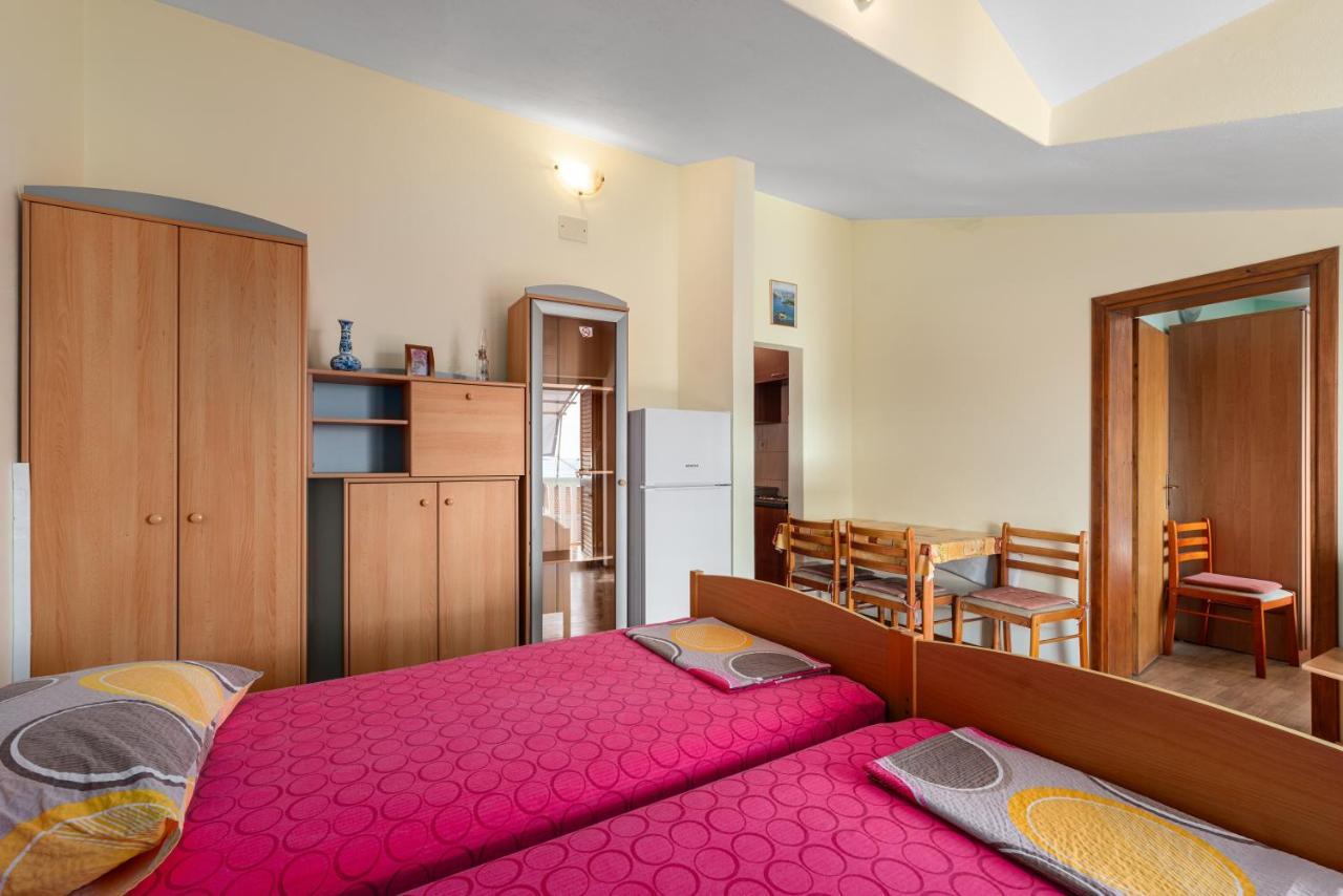 Apartments Angelo Бродариця Екстер'єр фото
